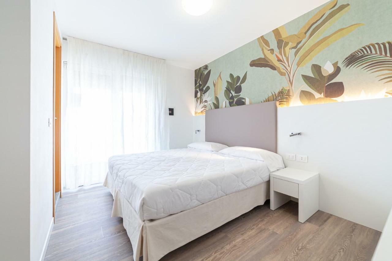 Hotel Columbia & Ninfea Lido di Jesolo Exterior photo